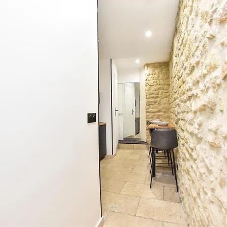 Cmg-rue Du Commerce * Paris