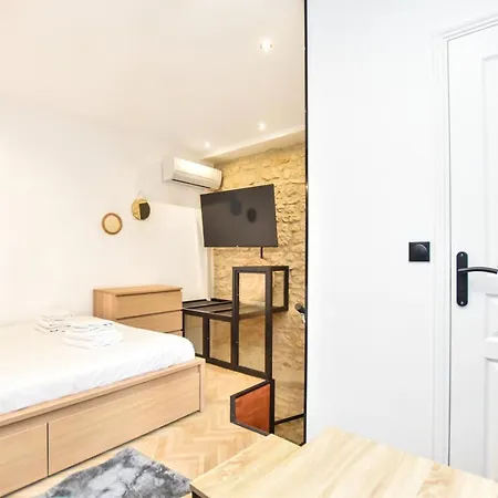 Apartment Cmg-rue Du Commerce